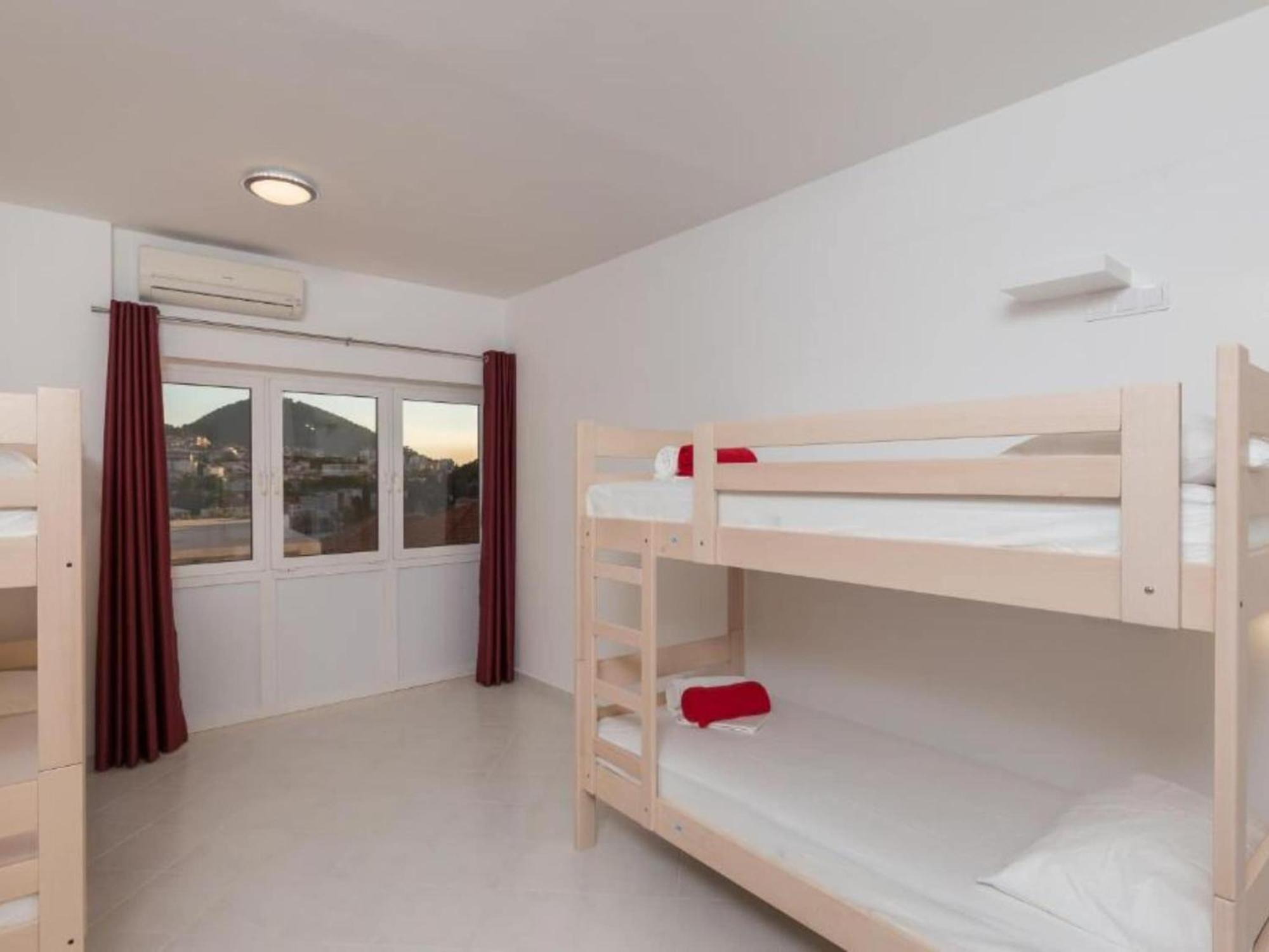 Free Bird - Bed In Five Bed Mixed 4 *