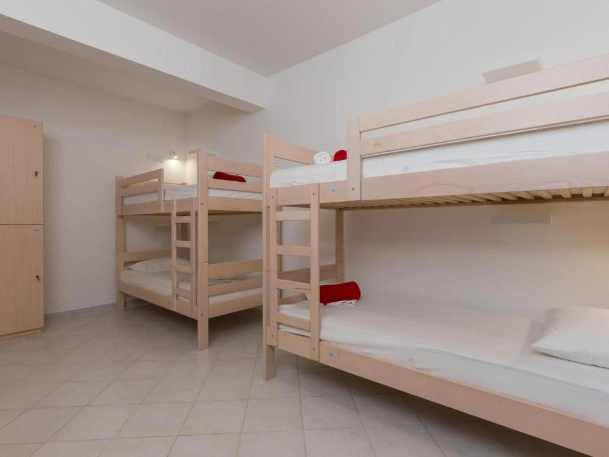 Free Bird - Bed In Five Bed Mixed 4